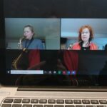 Online les met saxofoon docent Elsie Reiziger